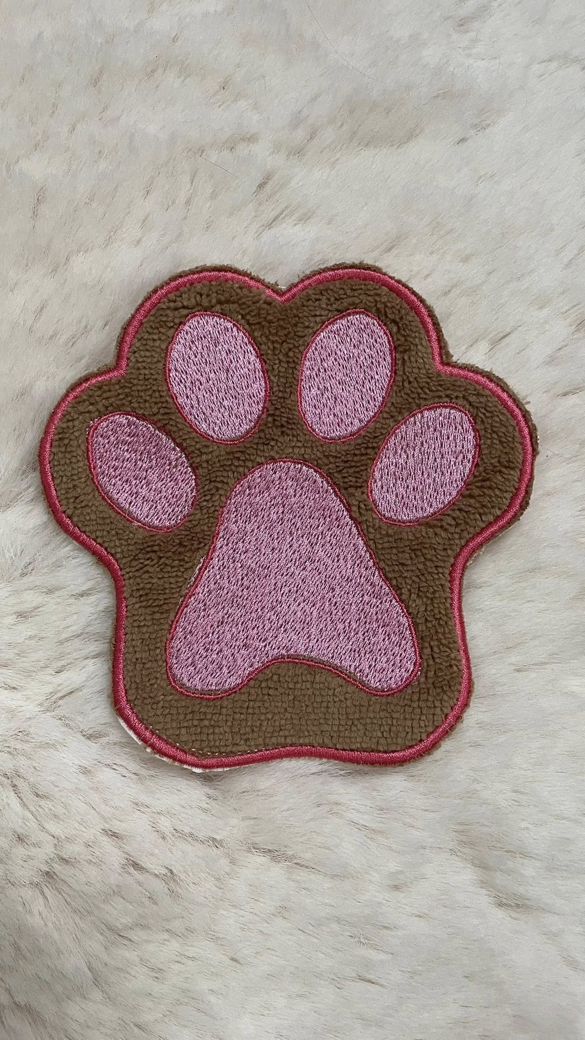Lingette ITH en forme de patte de chien ou chat- Fichier Broderie 10x10, 13x13, 15x15, plaques
