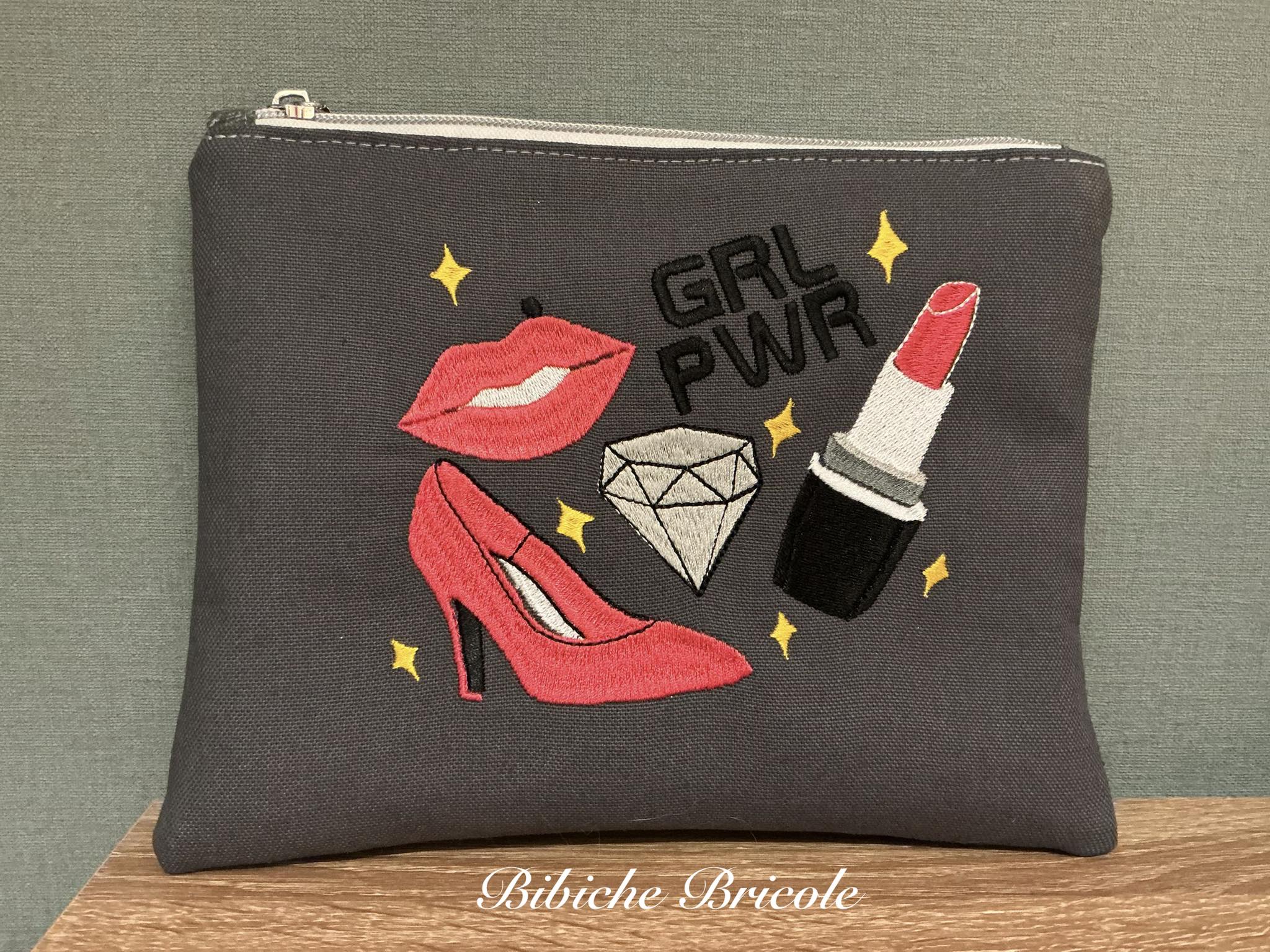 GRL PWR – Fichier Broderie Disponible 10x10 - 15x15 - Pack 2 Tailles