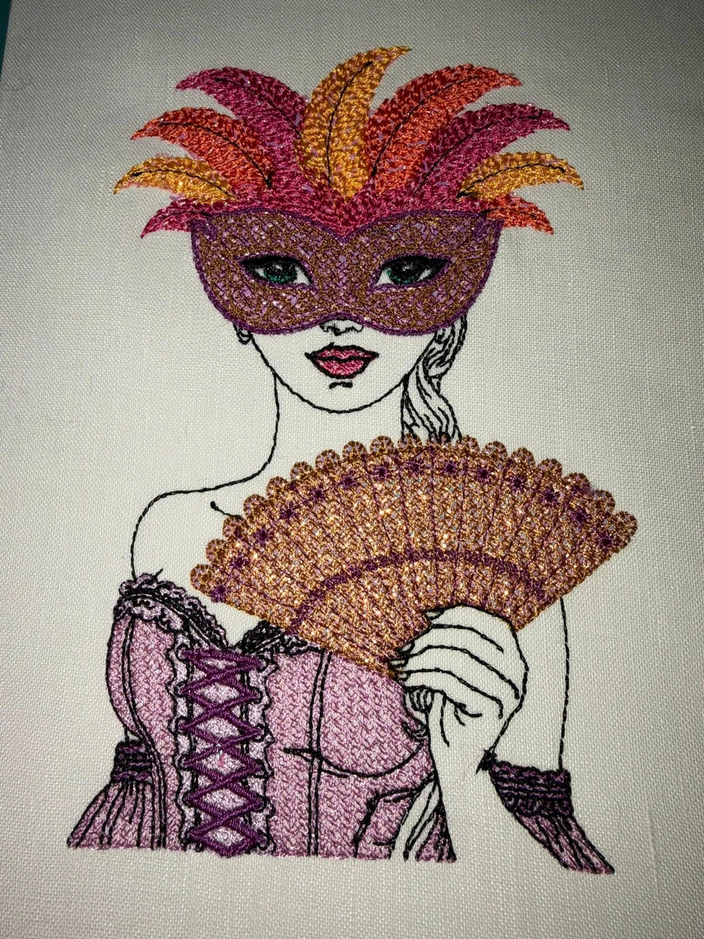 Femme Vénitienne Carnaval – Fichier Broderie Disponible 10x10 - 15x15 - Pack Collection