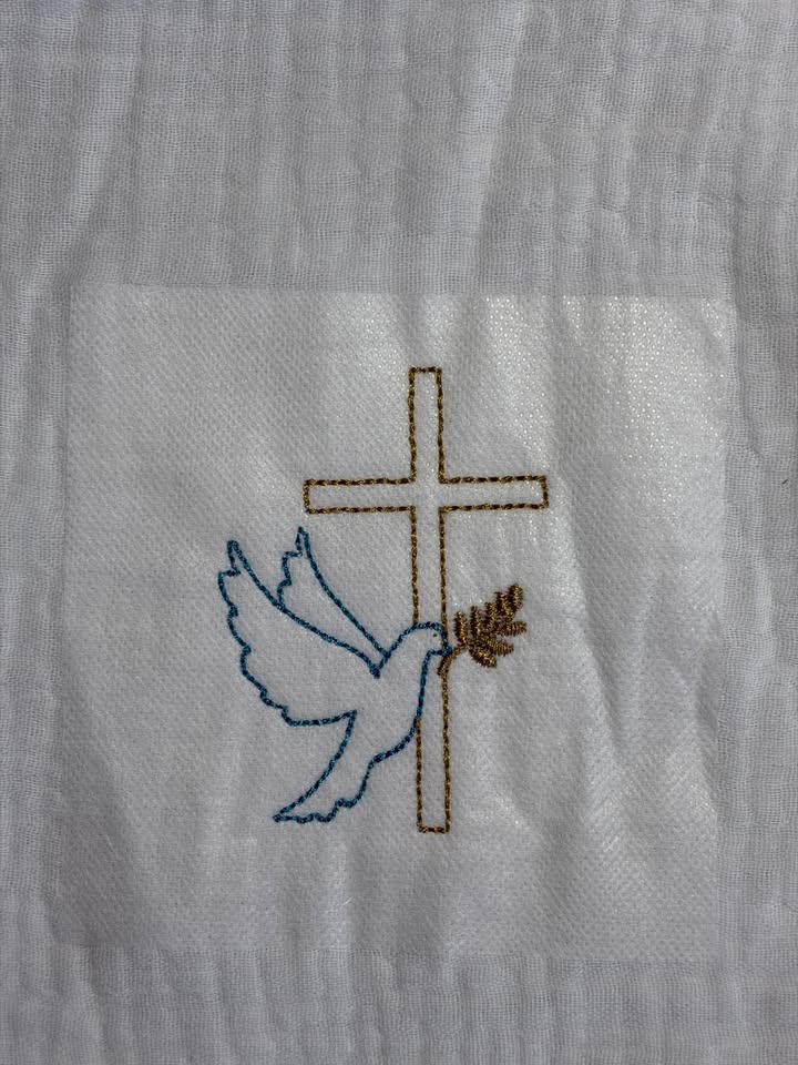 Motif Broderie Baptême Croix Fine et Colombe 10x10 | Symbole de Paix et de Foi