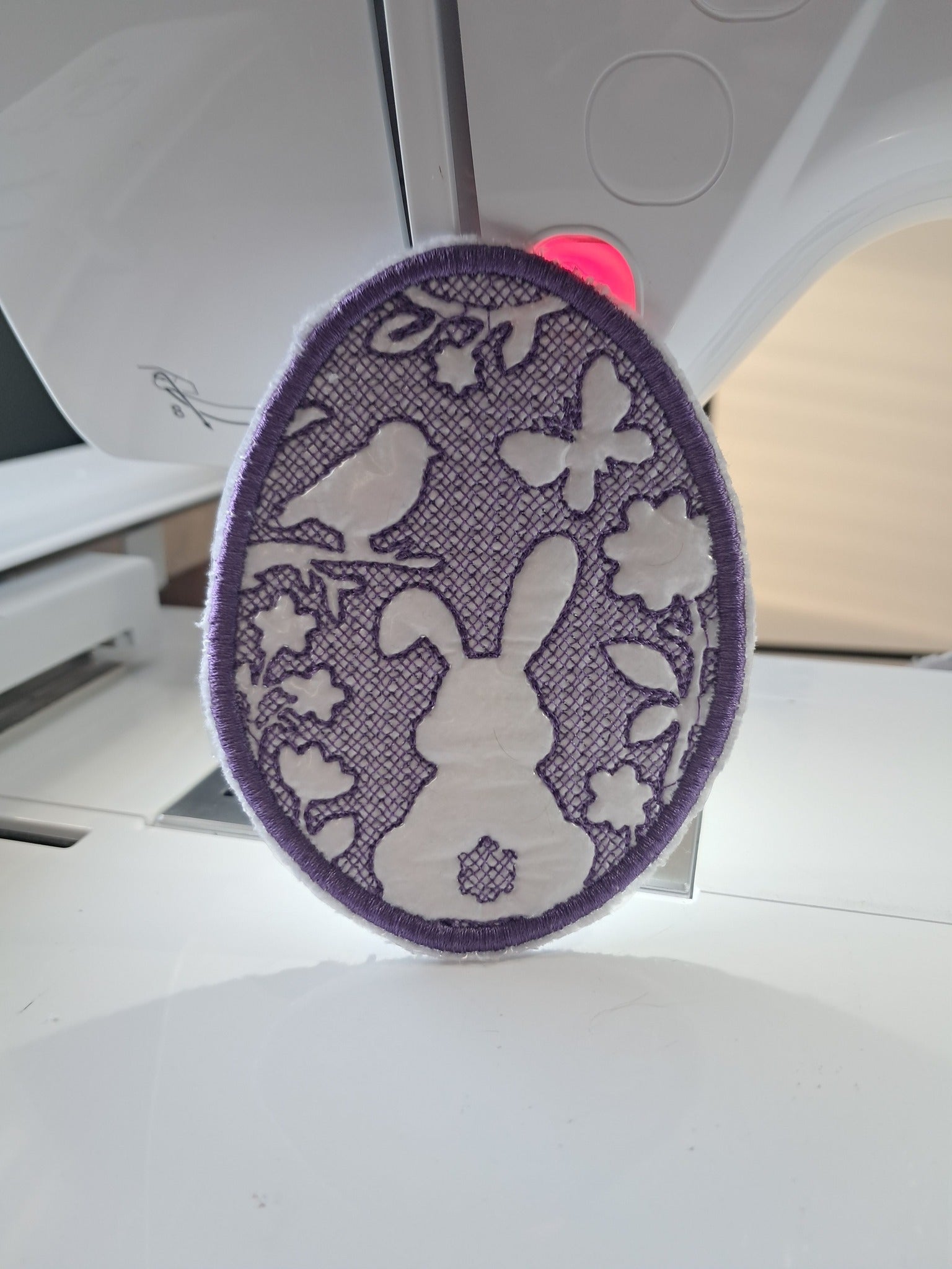 Lingette ITH Embossage “Lapin” - Fichier Broderie 10x10