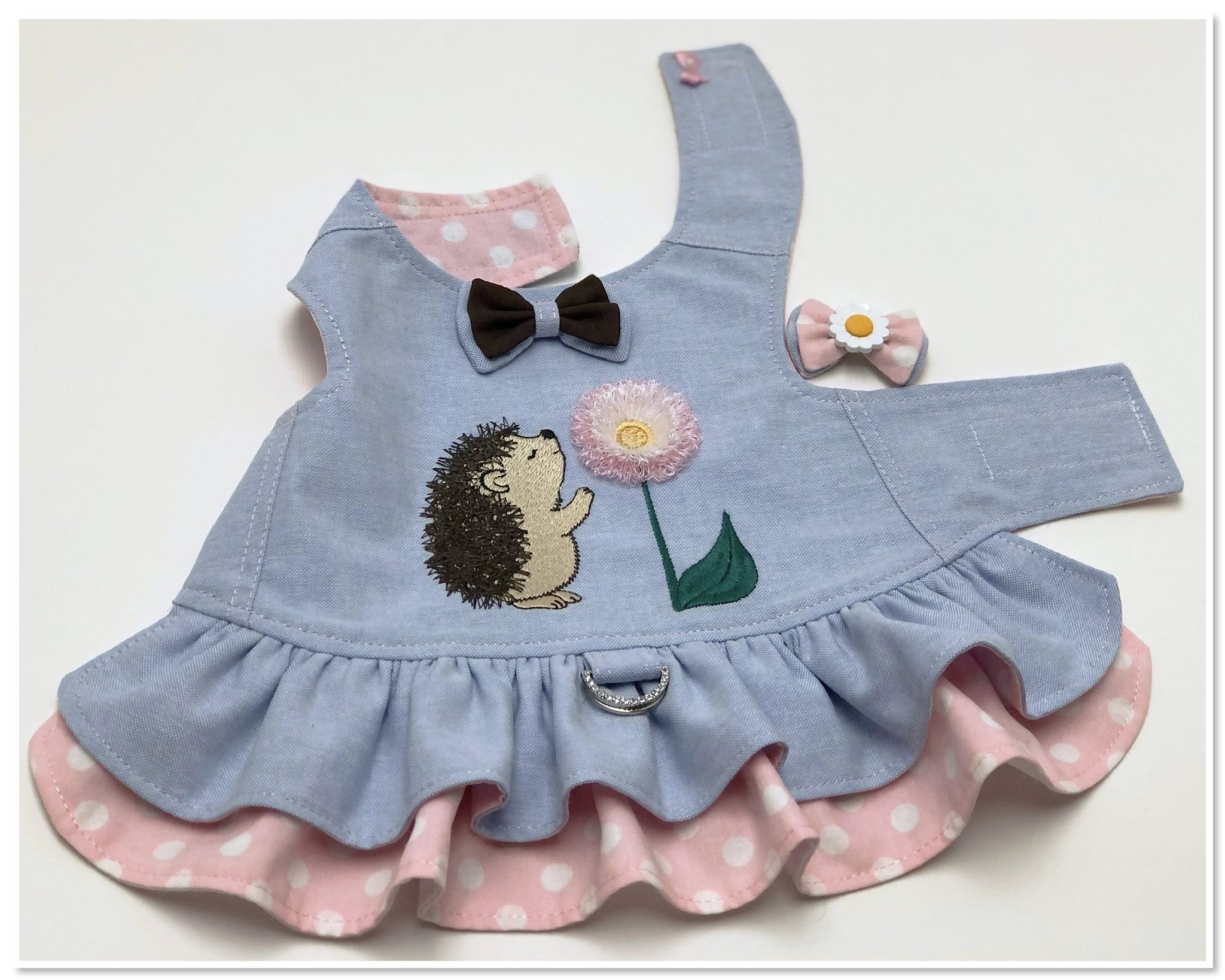 Hérisson & Fleur à Franges – Fichier Broderie Disponible 10x10