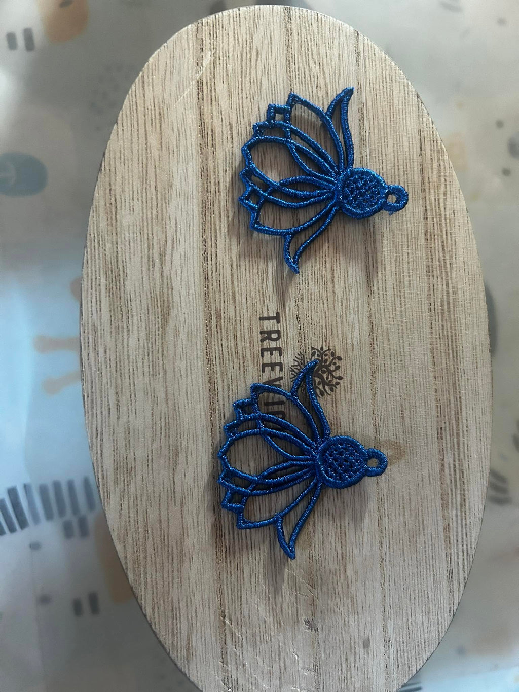Boucles d'Oreilles FSL Lotus – Fichier Broderie Disponible 10x10 - Plaque 2 Paires