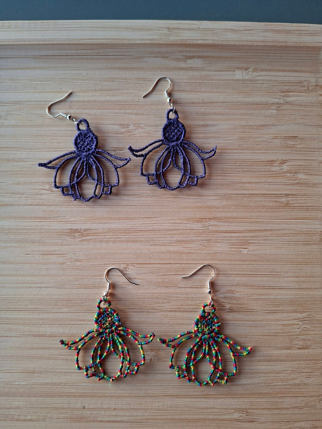 Boucles d'Oreilles FSL Lotus – Fichier Broderie Disponible 10x10 - Plaque 2 Paires