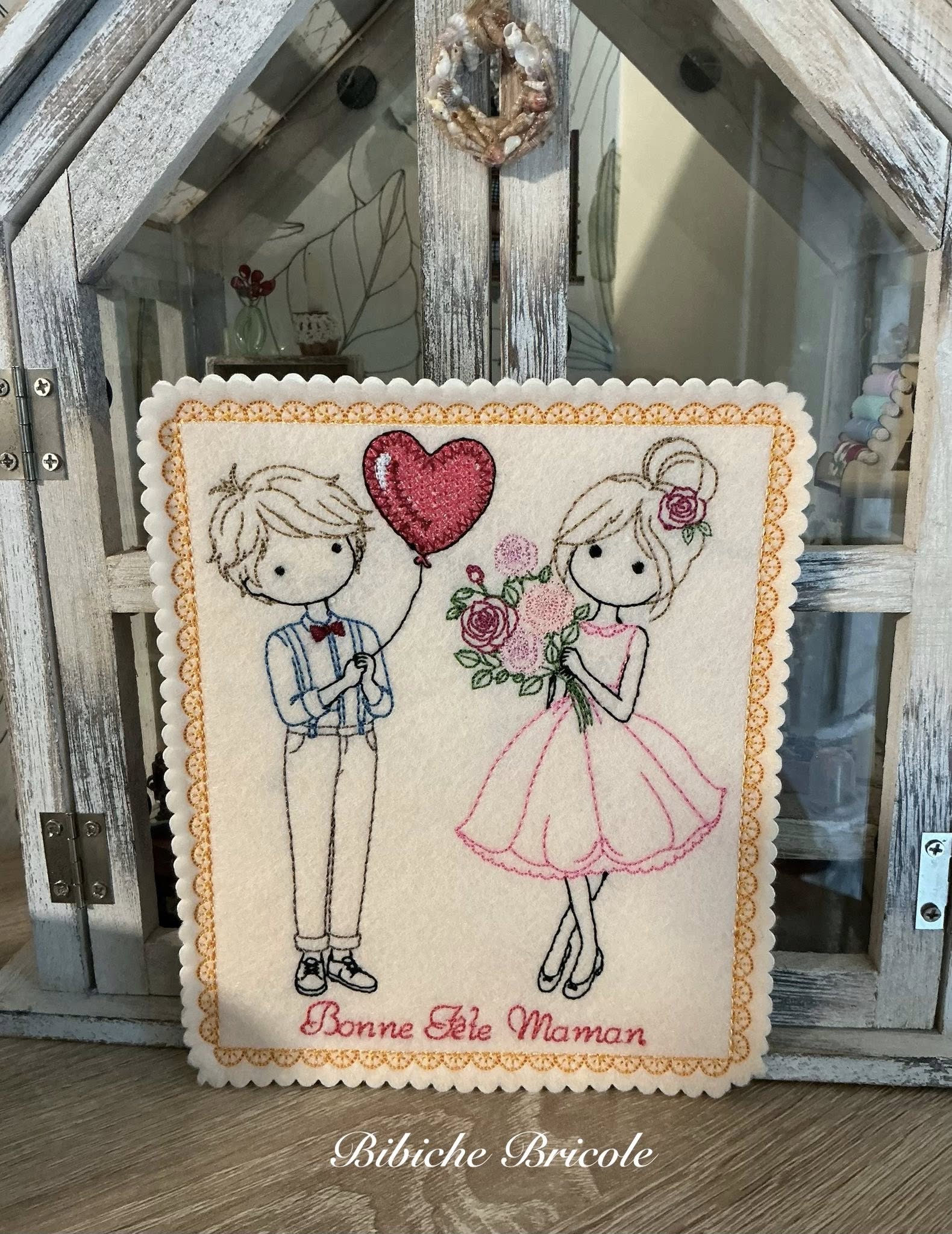 Carte ITH Bonne Fête Maman Fille & Garcon – Fichier Broderie 15x15