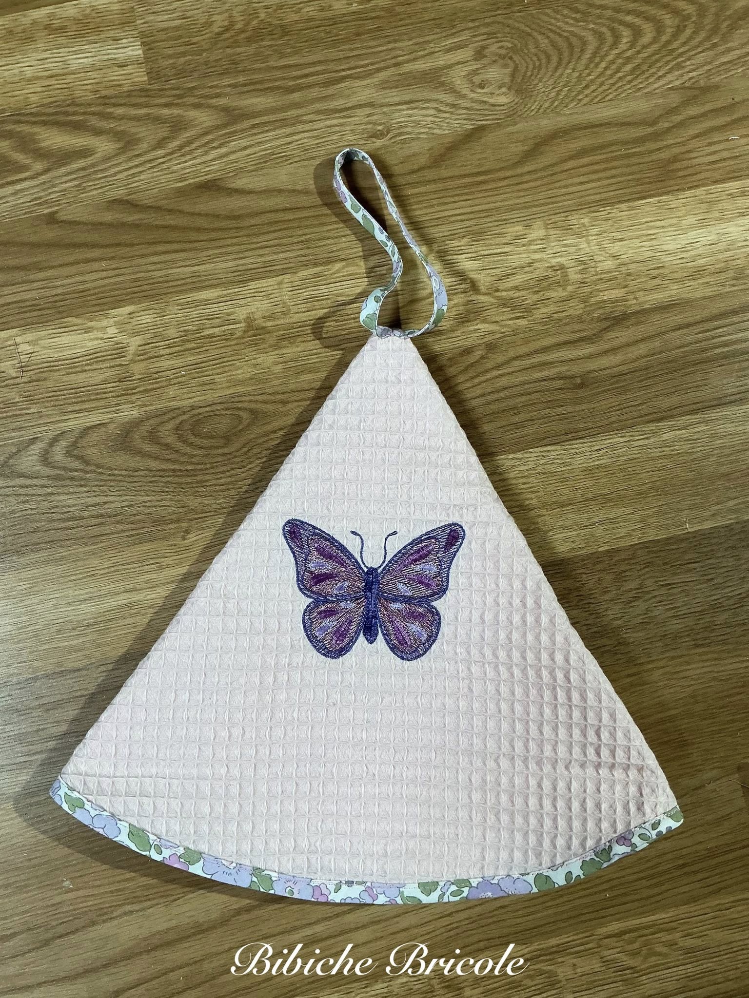 Papillon Velvet Effet velours – Fichier Broderie Disponible 10x10