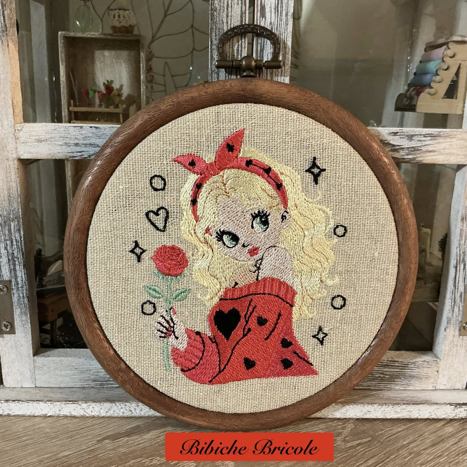 Rosie Valentine - Fichier Broderie - Format 10x10 - 15x15 - 18x13 - Pack 3 Tailles