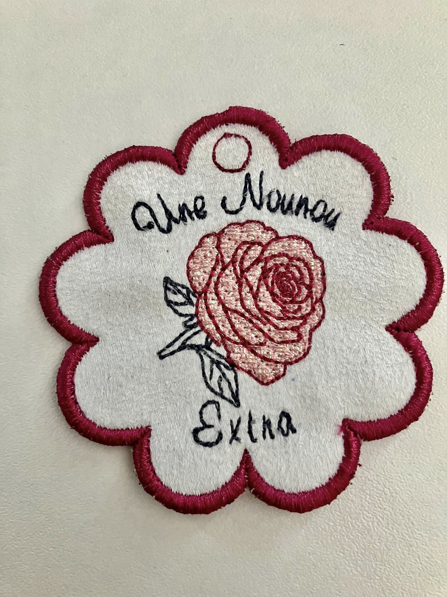 Porte-clé ITH Rose – Fichier Broderie Disponible 10x10 - Pack Collection