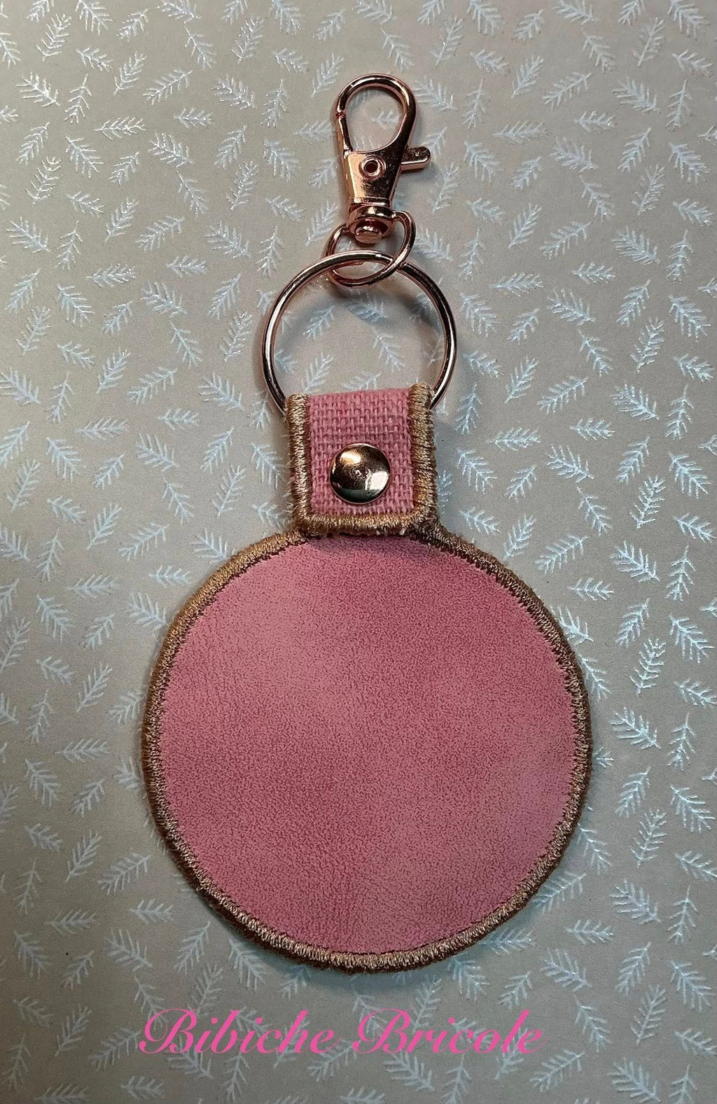 Porte-clé ITH Boussole – Fichier Broderie Disponible 10x10
