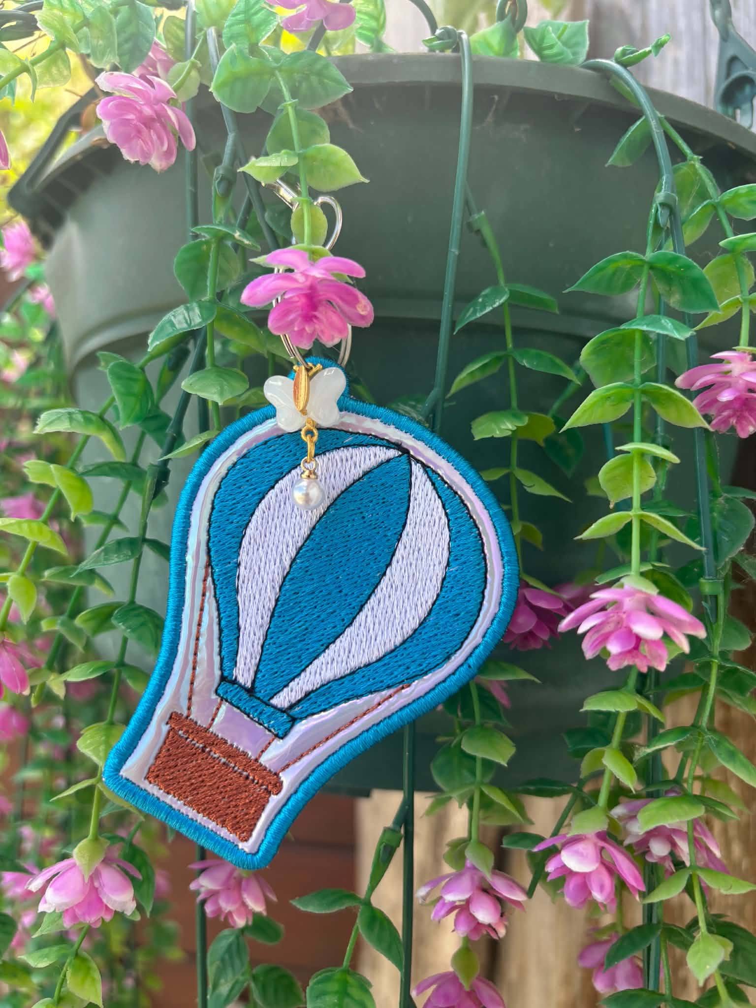 Porte-clé ITH Montgolfière – Fichier Broderie Disponible 10x10