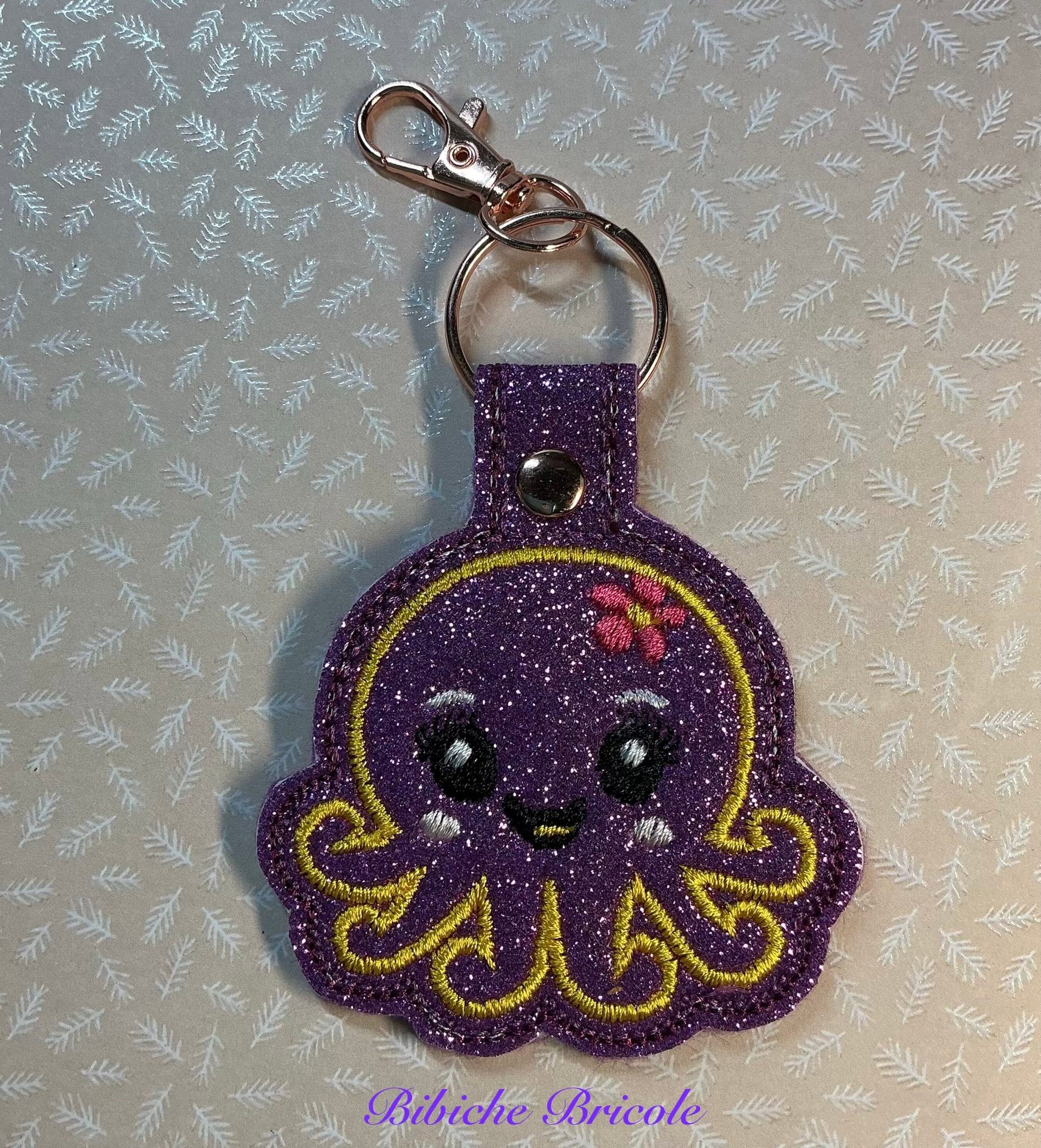 Porte-clé ITH Pieuvre 3D brodé avec effet bombé en simili pailleté – Fichier broderie machine 10x10 AK Broderie