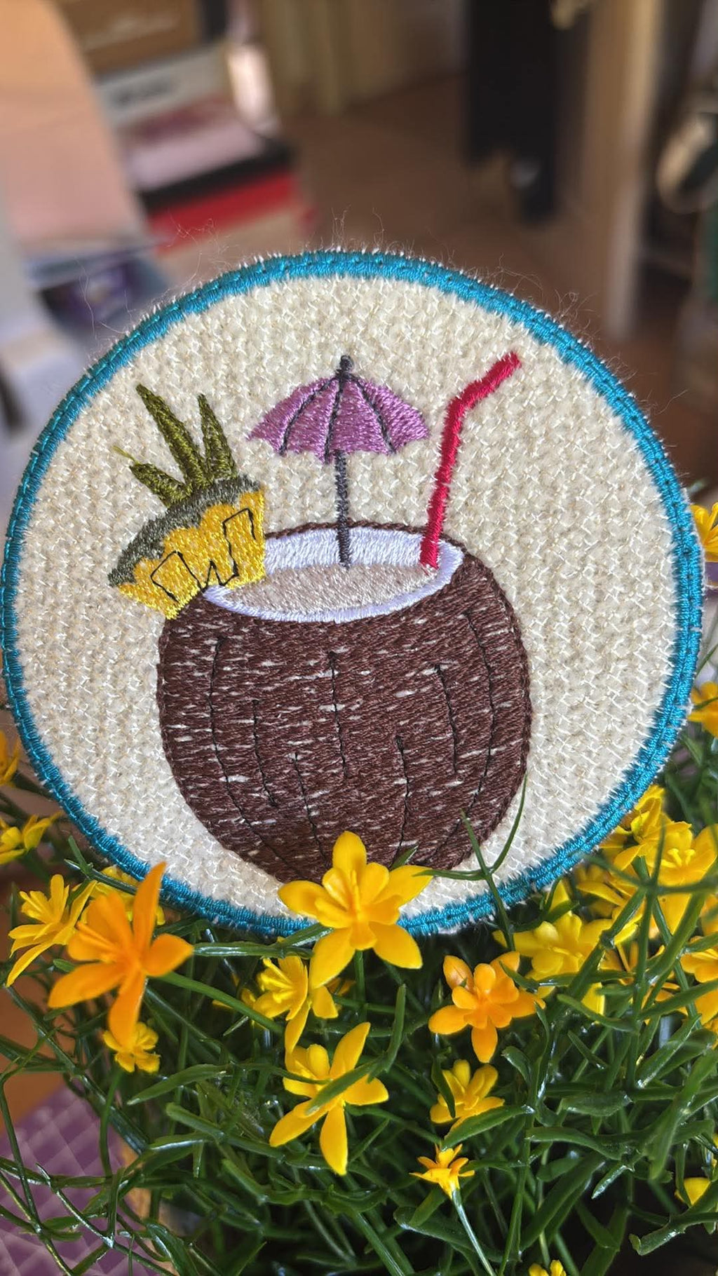 Sous-verre ITH Cocktail Pina Colada – Motif de Broderie Machine 10x10
