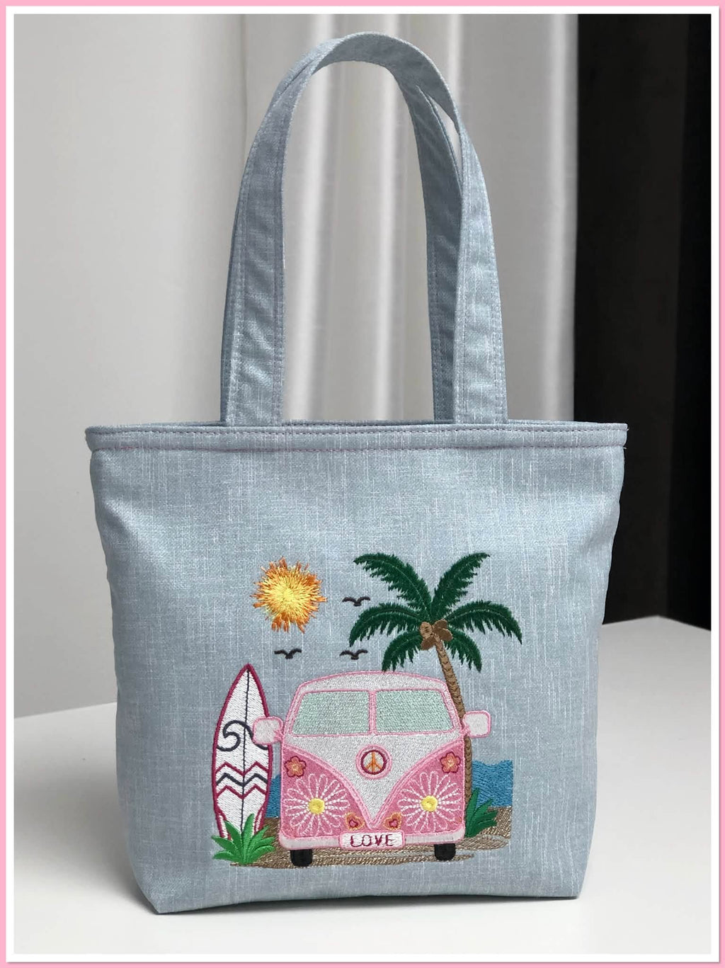 Van Life – Combi Rétro Peace & Love – Motif de Broderie Machine Disponible en 15x15