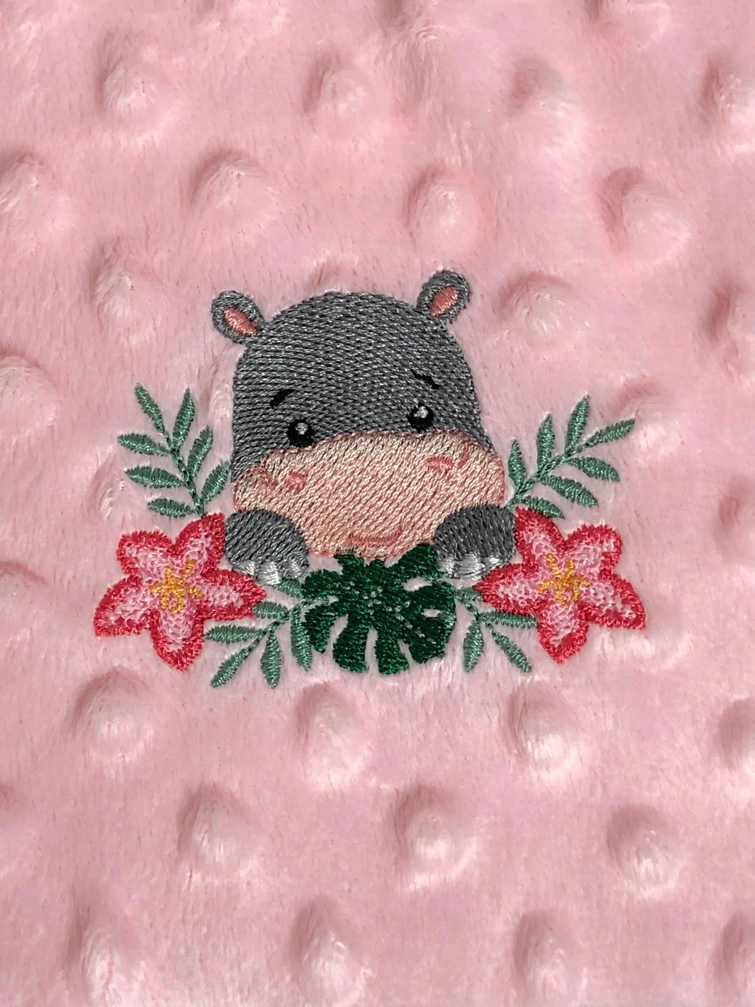 Hippopotame Fleuri Tropical – Motif de Broderie Machine – 3 Tailles