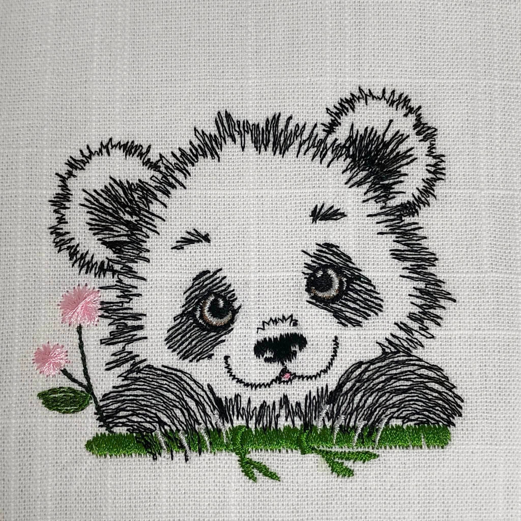 Panda Fleuri – motif de broderie machine texturé entouré de fleurs et feuillages – 4 tailles