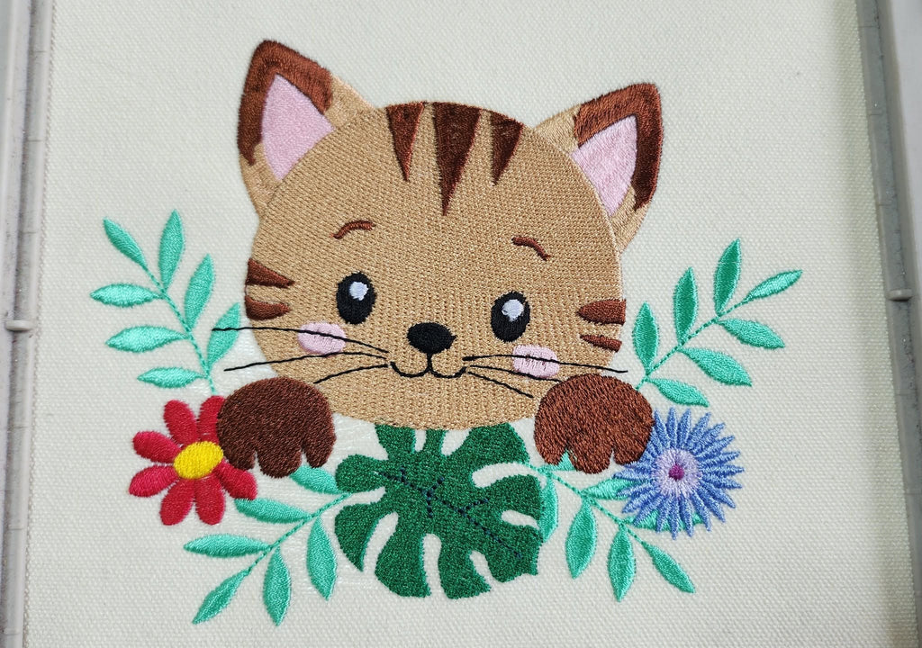 chat-fleuri-motif-broderie-machine-3-tailles