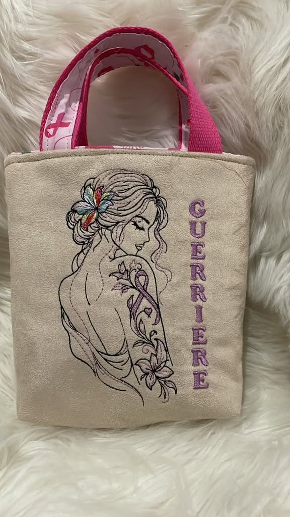 Guerrière Octobre Rose – Motif de Broderie Machine – 6 Tailles