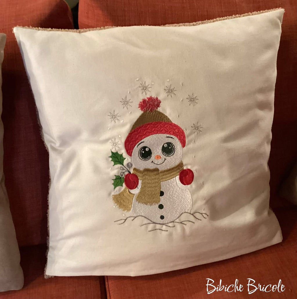 Bonhomme de neige – La magie de Noël en fil - Motif de broderie - Format disponible : Pack 4 tailles 10x10, 15x15, 18x13, 26x16