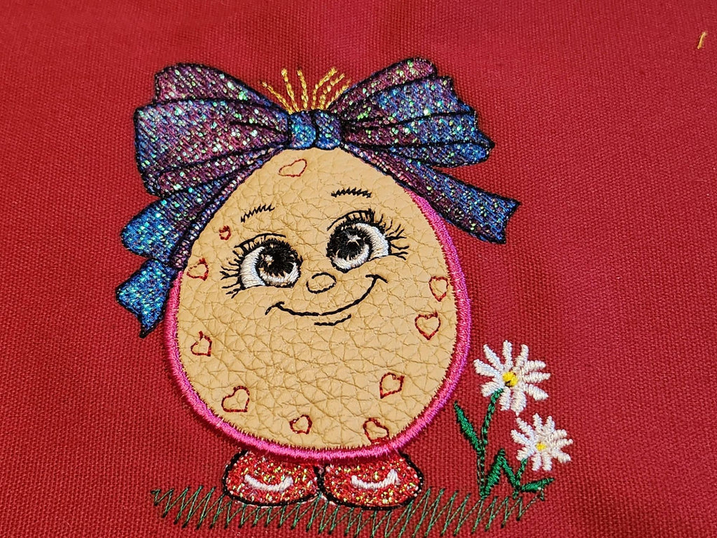 Double appliqué Tissu et Mylar Oeuf fille - Motif de broderie - Taille disponible 10x10, 15x15, pack 2 tailles