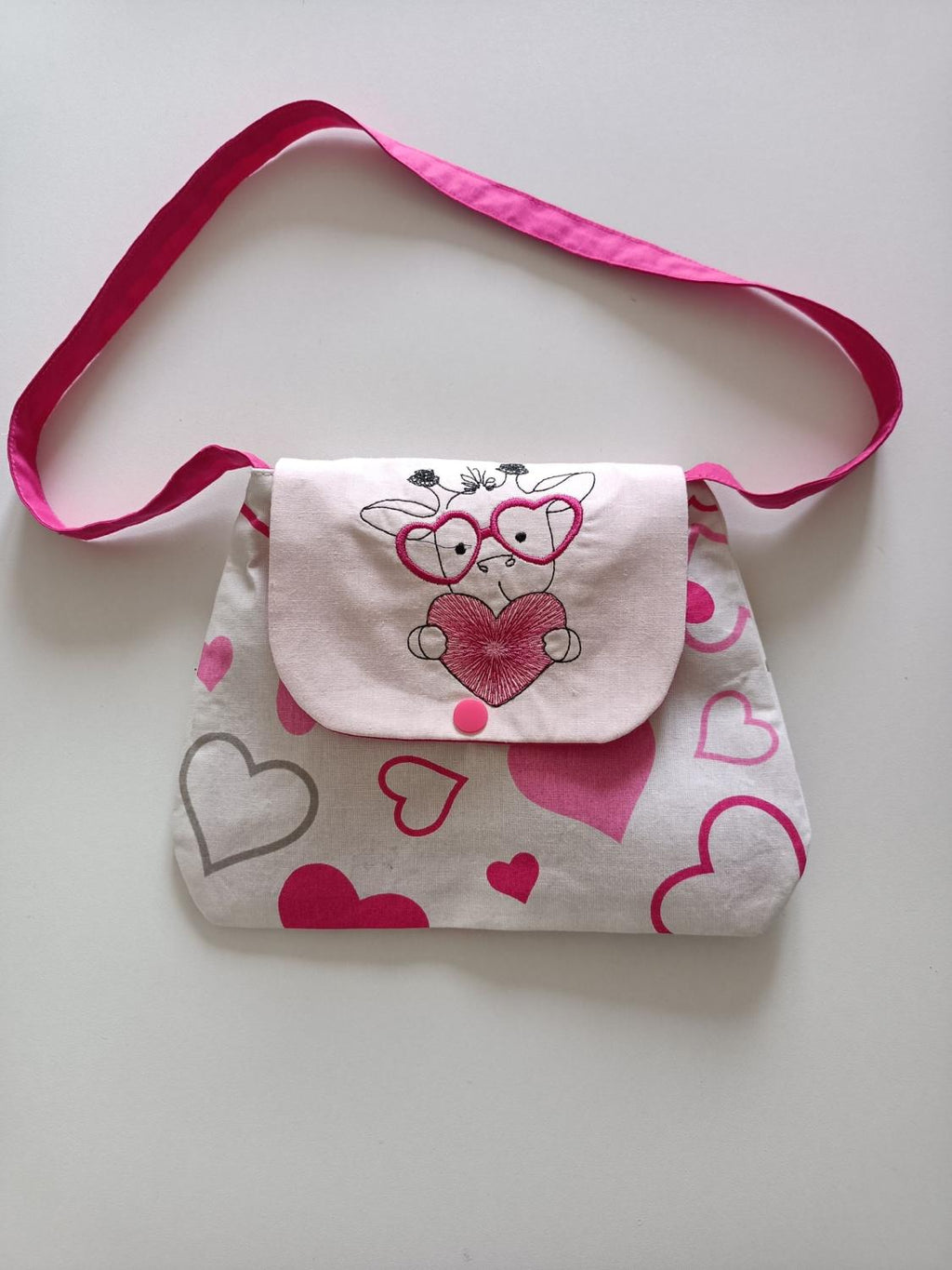 Girafe Coeur - Motif de Broderie - Format disponible 10x10