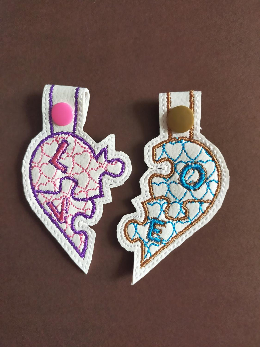 Porte clés ITH Duo Coeur Puzzle - Motif de Broderie - Format disponible 10x10