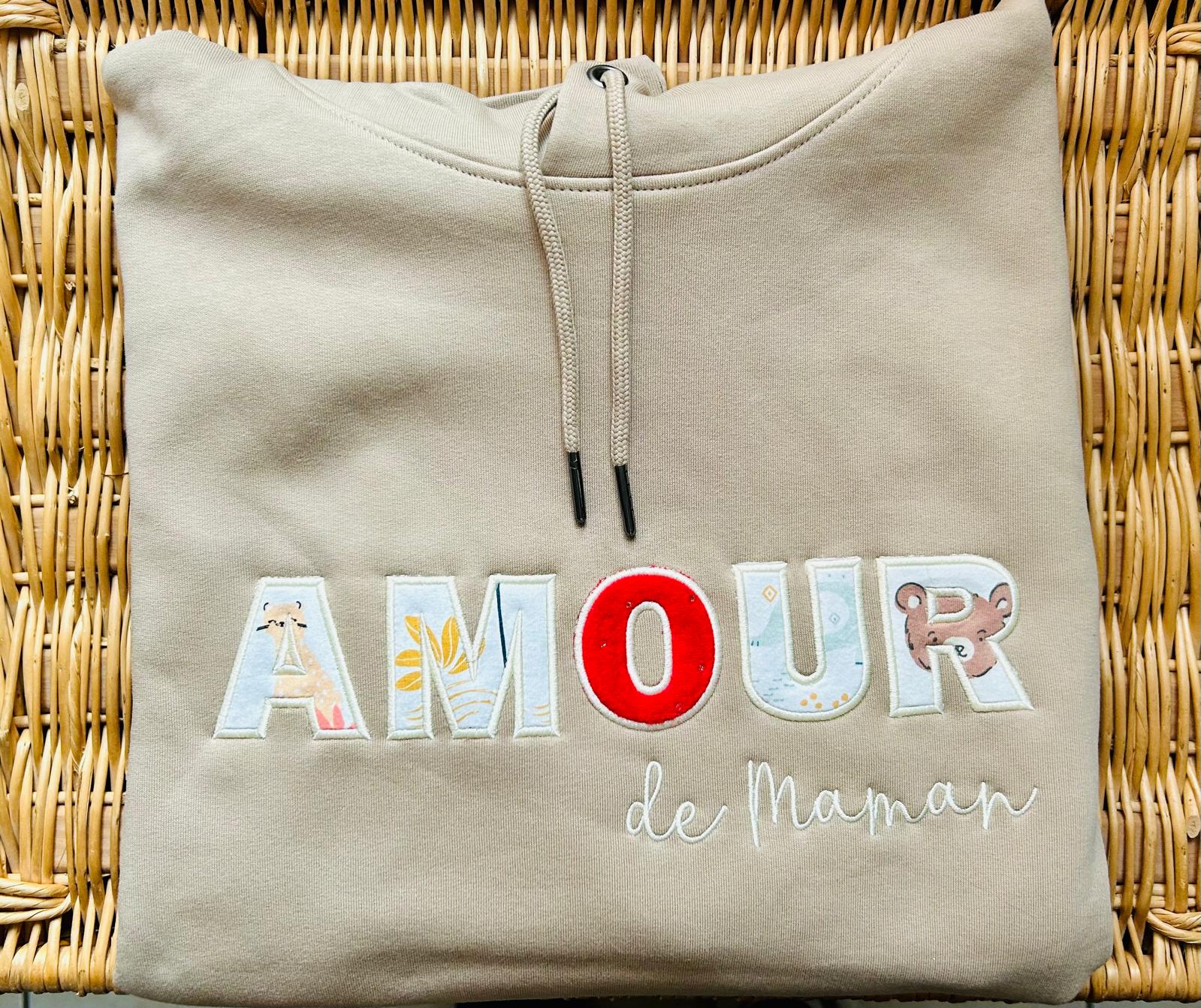 Appliqué « Amour de Maman » – Tendresse & Émotion - Motif de broderie - Format disponible 26x16